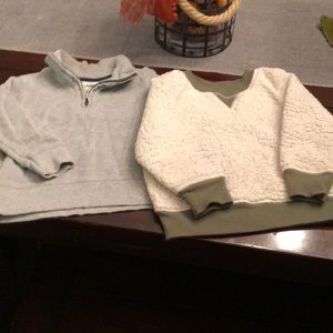 Boys 2T half zip sweater and sweatshirt